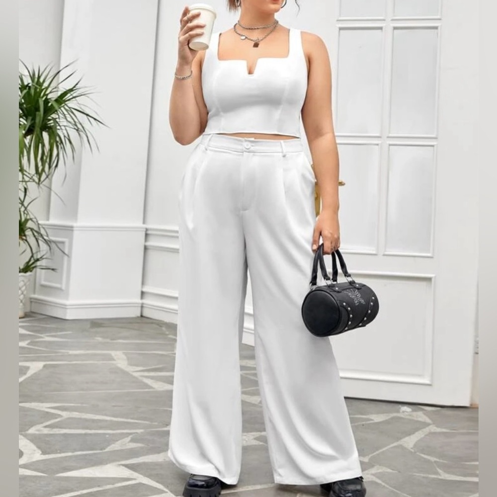 ✨NEW✨ 2xl Notched Neckline Tank Top & Wide Leg Pants